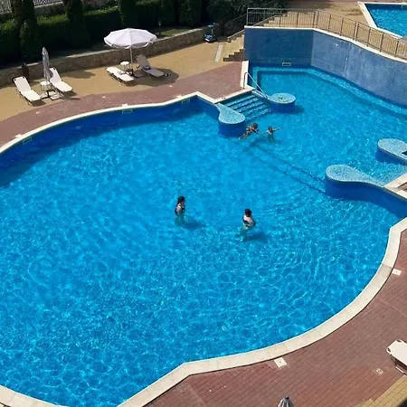 Διαμέρισμα Bratanov Royal Palm